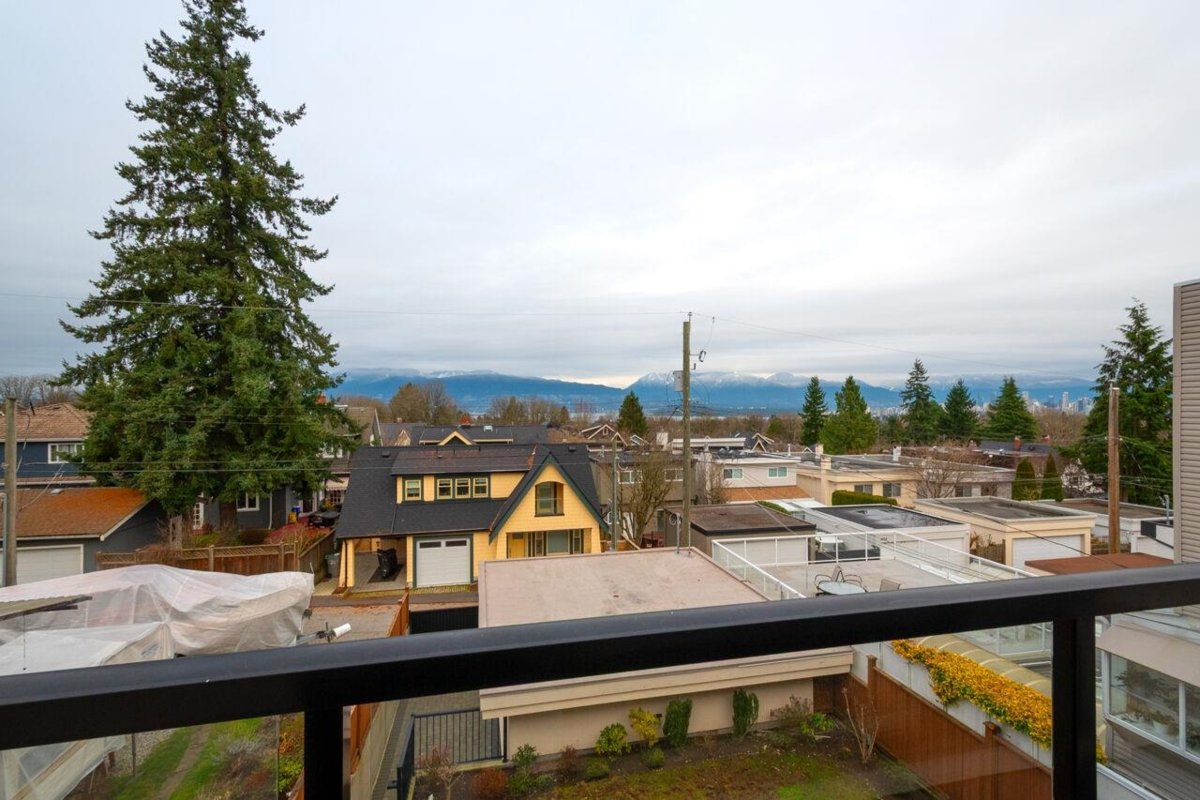 Outdoor Deck Photo of 3739 W 24th Avenue, Vancouver, BC