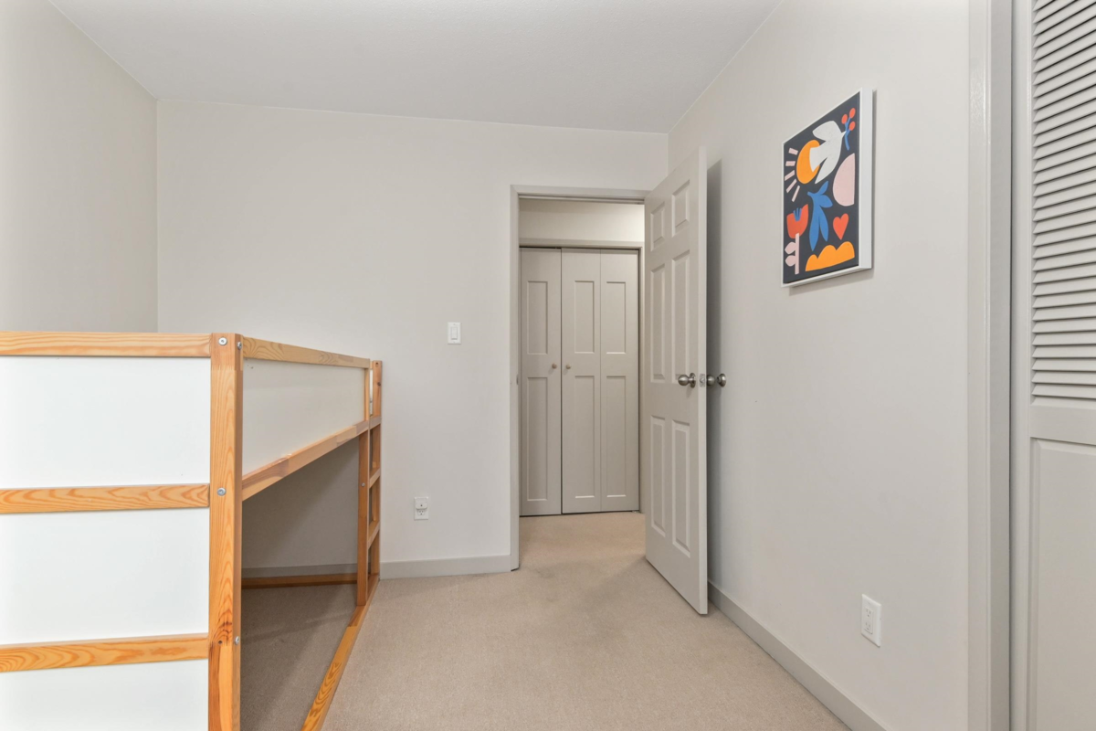 Hallway Photo of 11658 Hyland Drive, Delta, BC