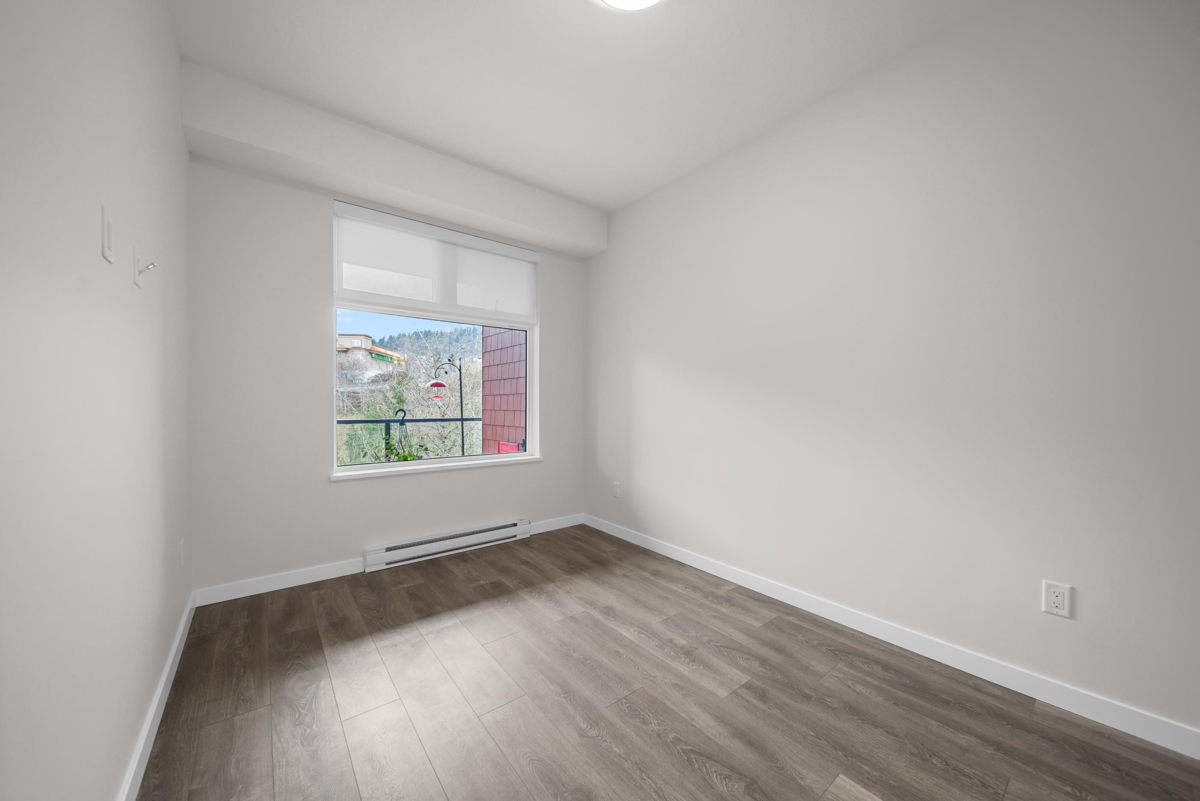 Backyard Photo of 404 2238 Whatcom Road, Abbotsford, BC