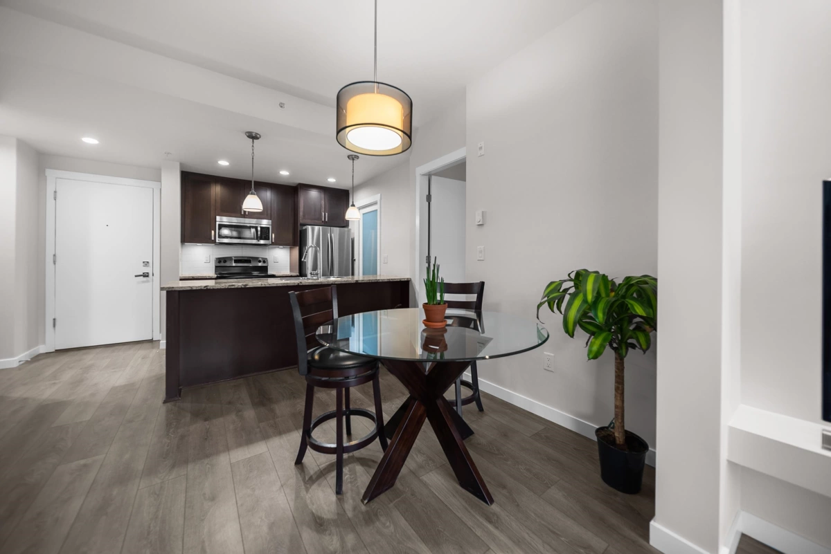 Basement Recreation Room Photo of 404 2238 Whatcom Road, Abbotsford, BC