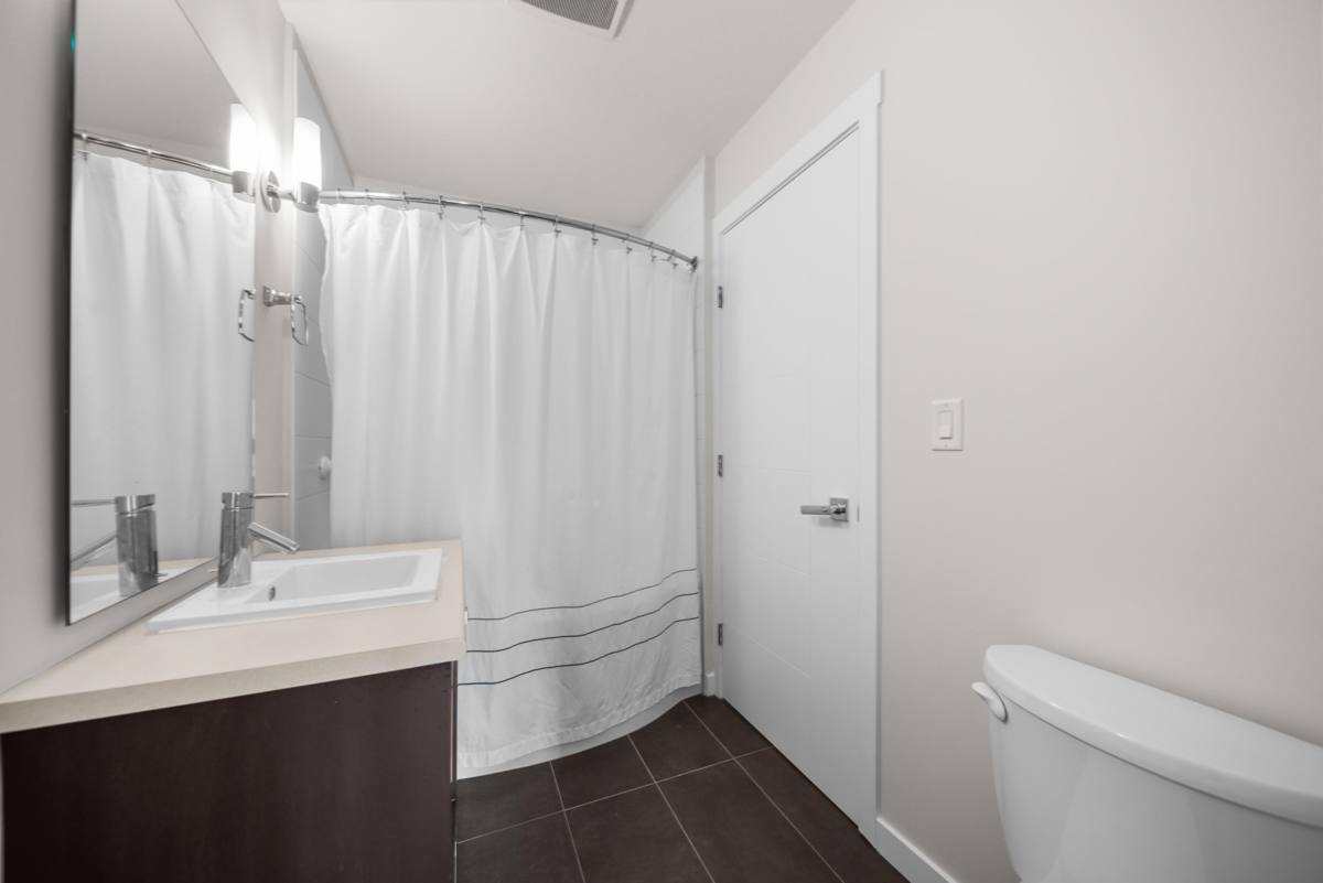 Garden / Landscaping Photo of 404 2238 Whatcom Road, Abbotsford, BC