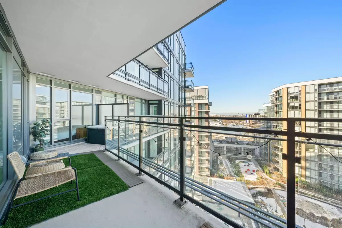 Basement Recreation Room Photo of 1307 8199 Capstan Way, Richmond, BC