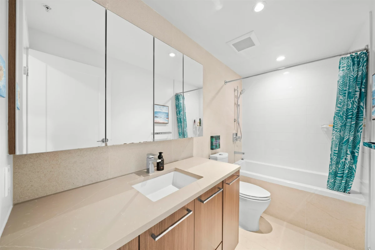 Bedroom 4 Photo of 1307 8199 Capstan Way, Richmond, BC