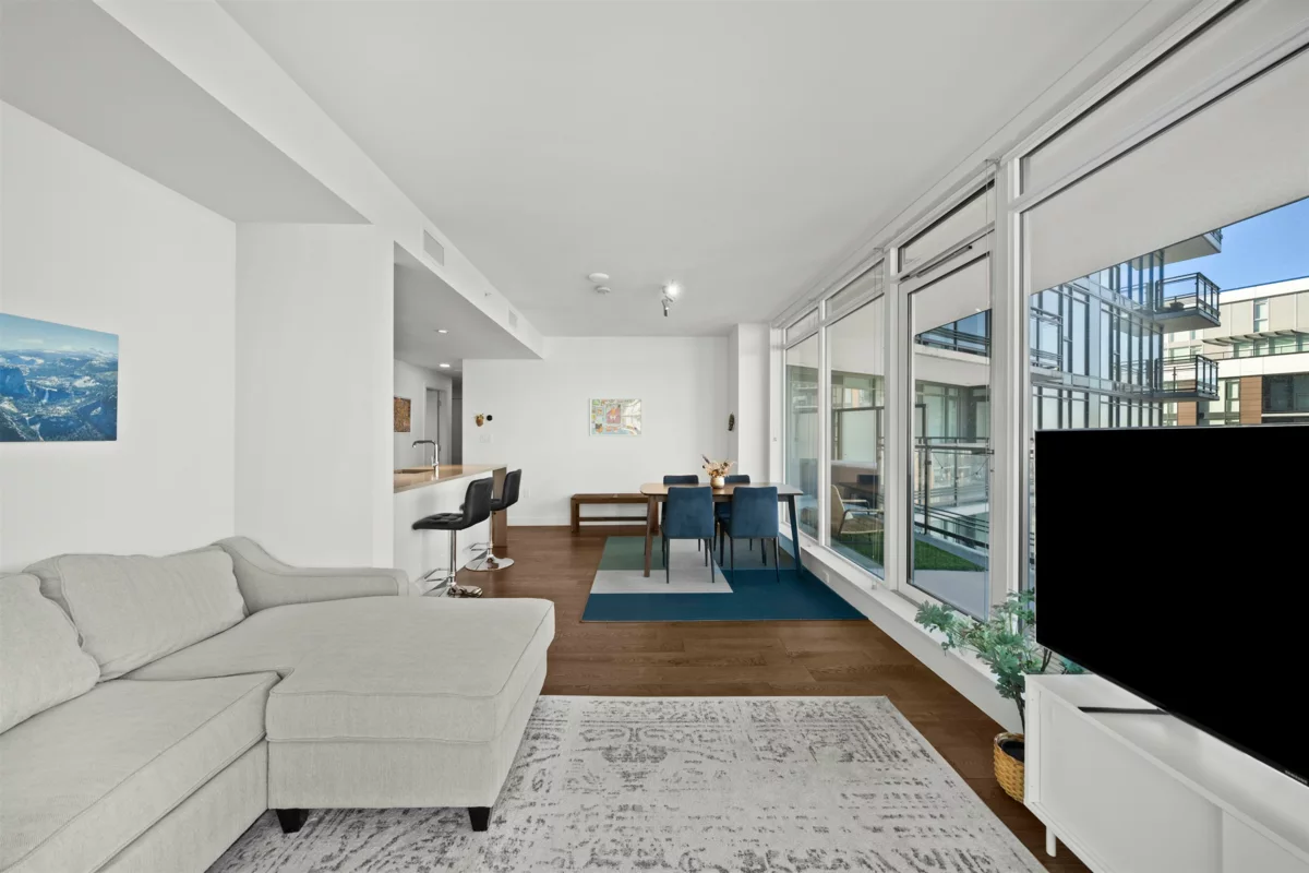 Family Room Photo of 1307 8199 Capstan Way, Richmond, BC