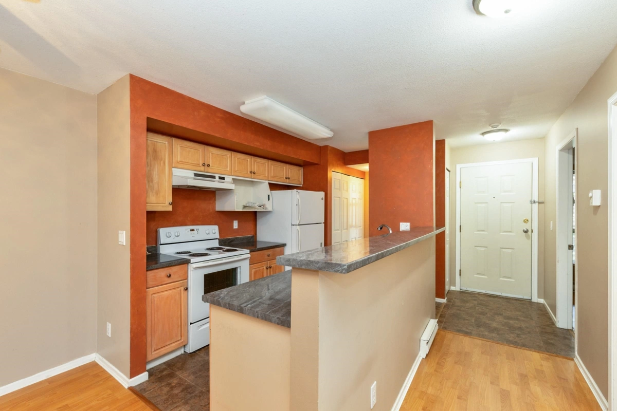 Breakfast Nook Photo of 206 22277 122 Avenue, Maple Ridge, BC