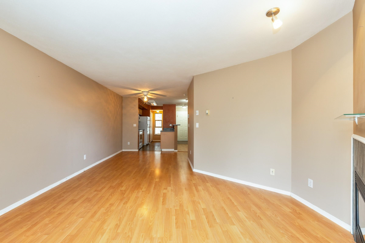 Family Room Photo of 206 22277 122 Avenue, Maple Ridge, BC