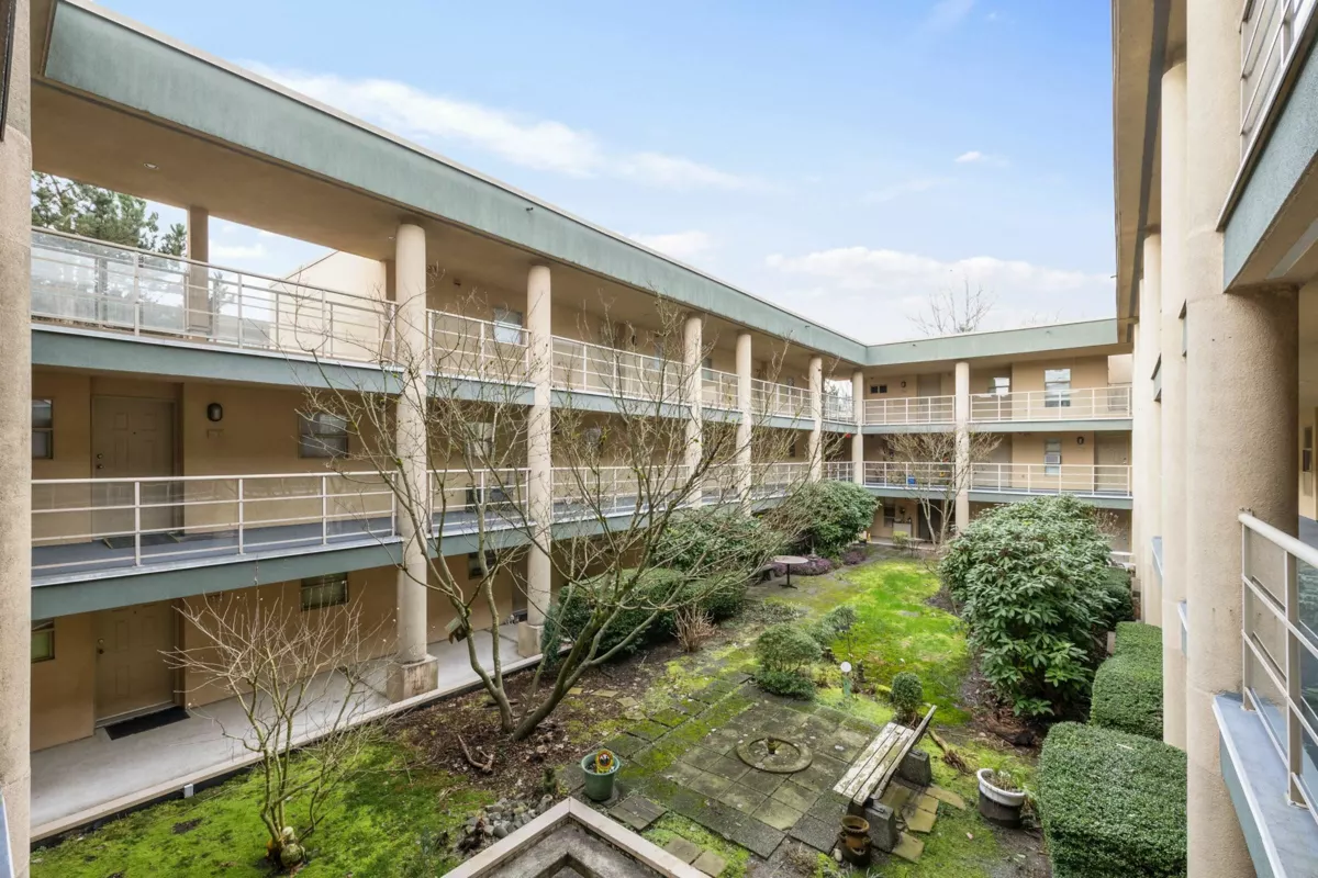 Office / Den Photo of 206 22277 122 Avenue, Maple Ridge, BC