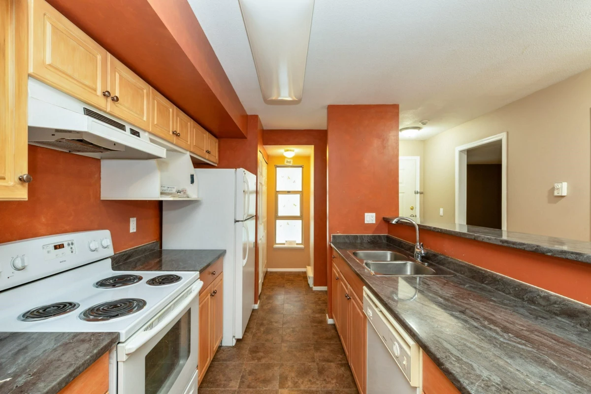 Primary Bedroom Photo of 206 22277 122 Avenue, Maple Ridge, BC