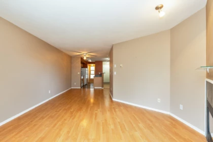 206 22277 122 Avenue, Maple Ridge, BC