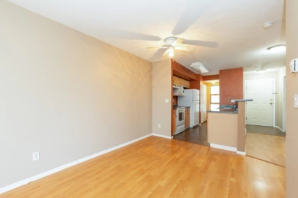 Kitchen Photo of 206 22277 122 Avenue, Maple Ridge, BC