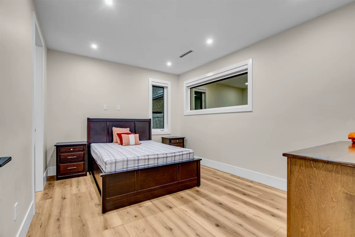 Garage Interior Photo of 17223 60 Avenue, Surrey, BC