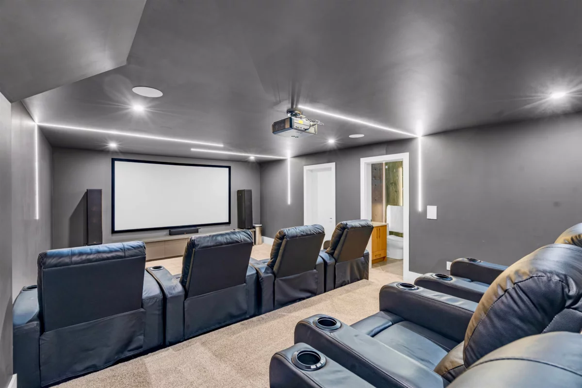 Garden / Landscaping Photo of 17223 60 Avenue, Surrey, BC