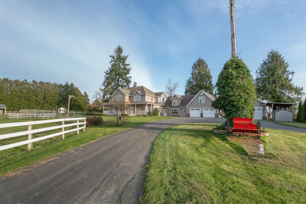 Dining Area Photo of 24920 30 Avenue, Langley, BC