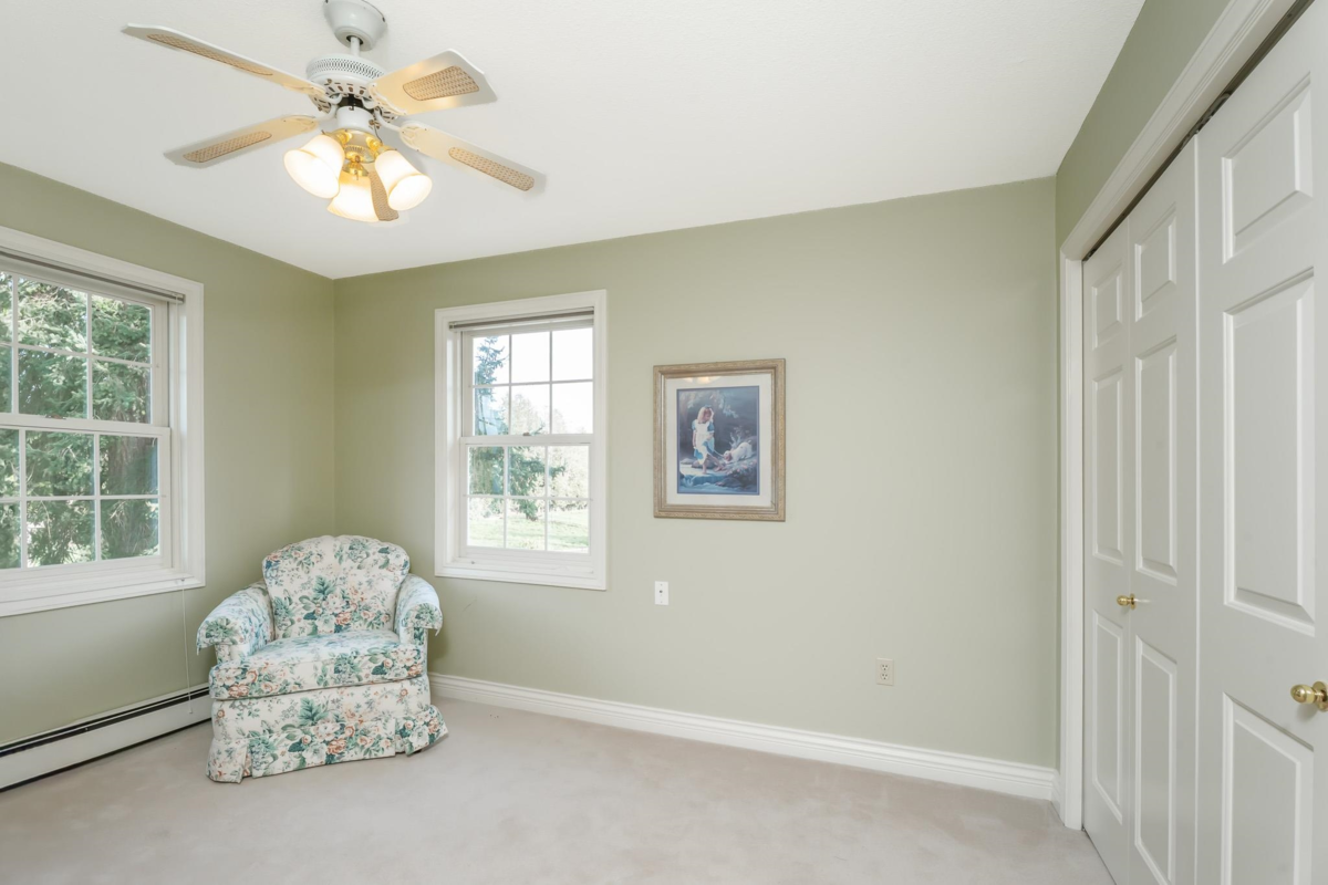 Entry Foyer Photo of 24920 30 Avenue, Langley, BC