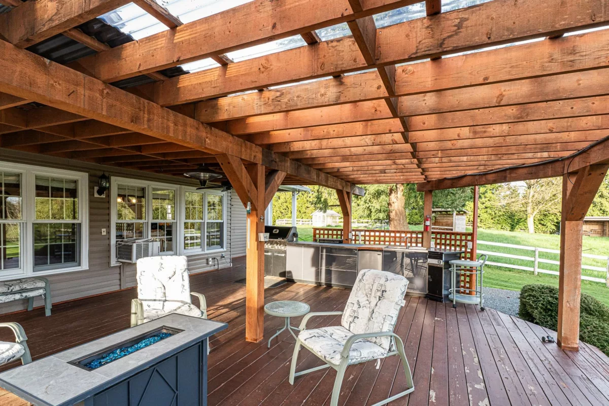 Hot Tub / Spa Photo of 24920 30 Avenue, Langley, BC