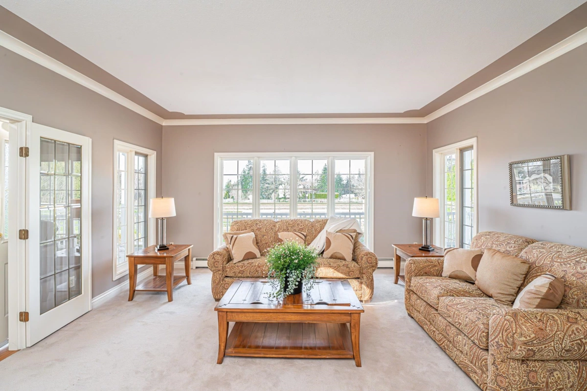 Walk-In Closet Photo of 24920 30 Avenue, Langley, BC