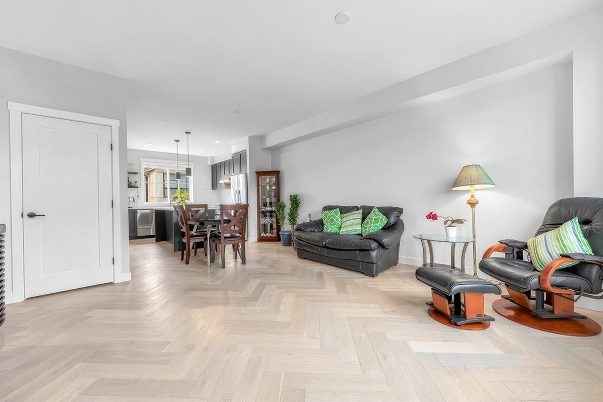 Family Room Photo of 30 16565 24a Avenue, Surrey, BC