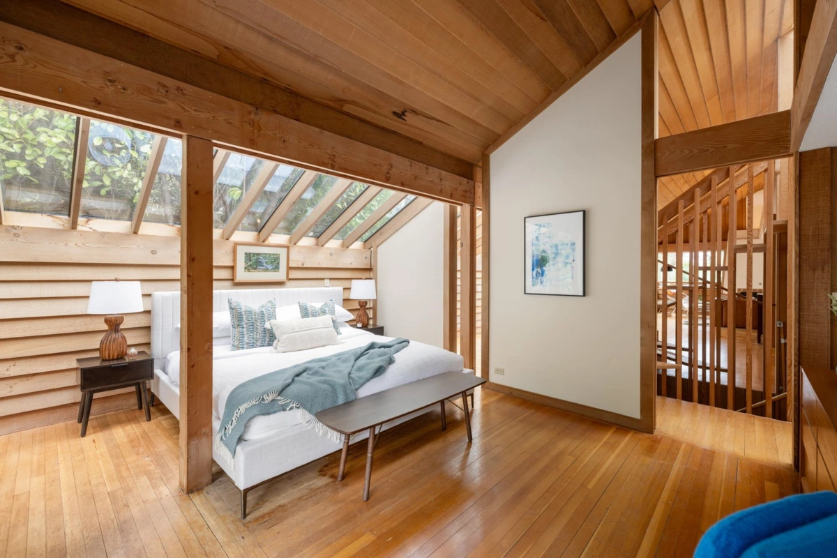 Mudroom Photo of 2094 Haywood Avenue, West Vancouver, BC