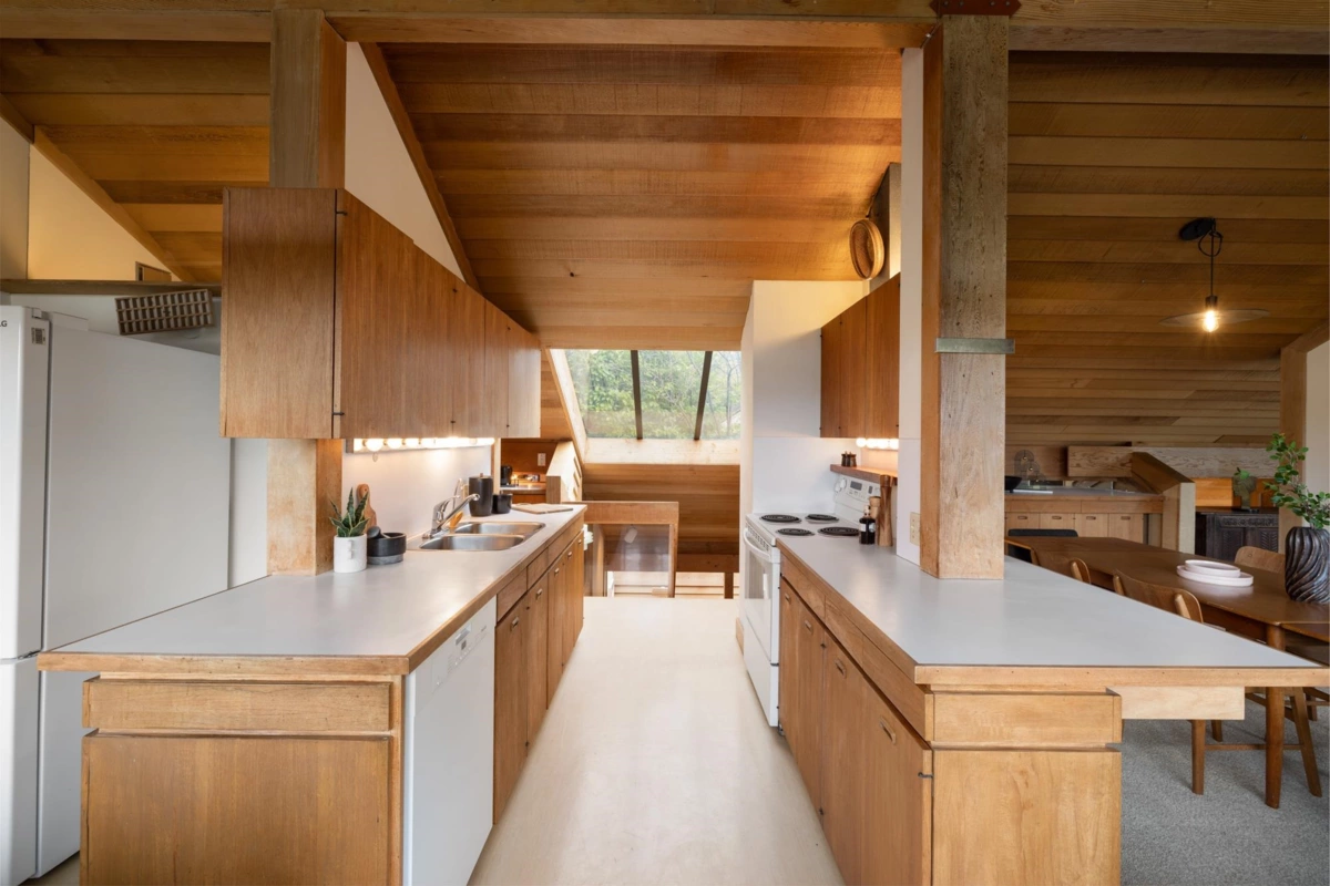 Outdoor Deck Photo of 2094 Haywood Avenue, West Vancouver, BC