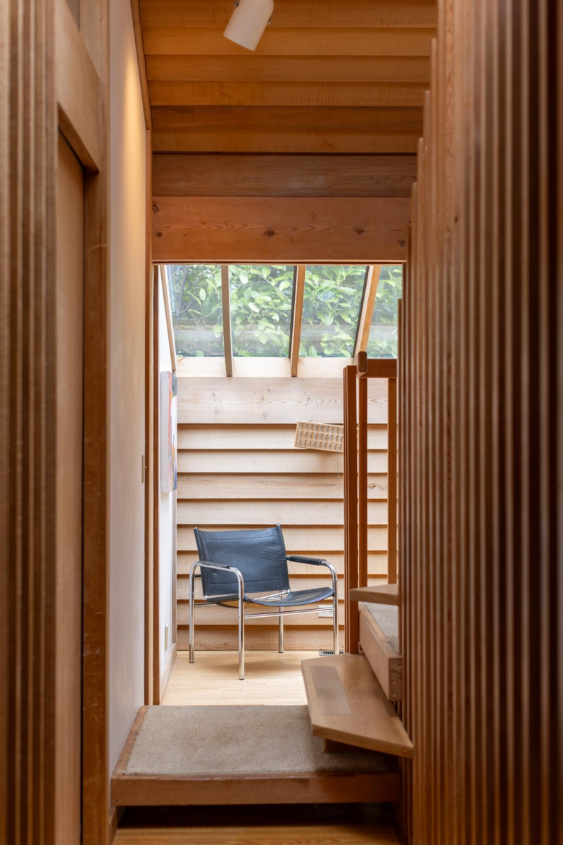 Powder Room Photo of 2094 Haywood Avenue, West Vancouver, BC