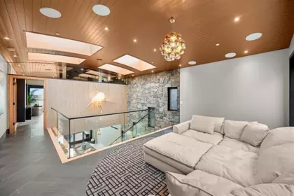 Outdoor Deck Photo of 14555 Marine Drive, White Rock, BC
