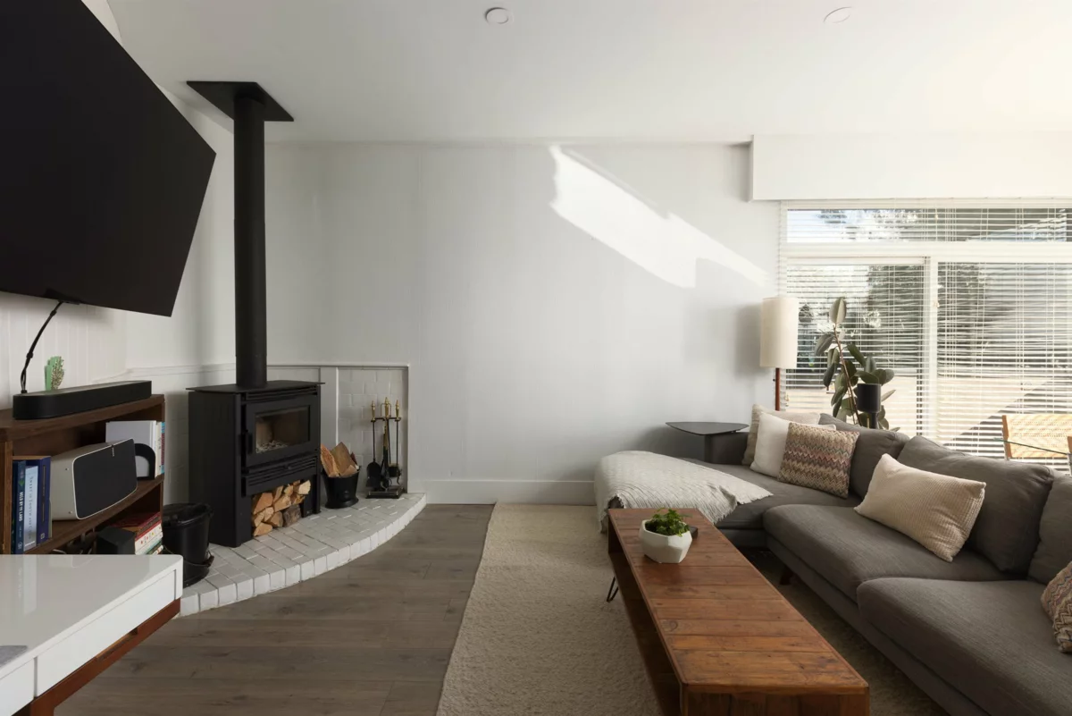 Dining Area Photo of 306 341 Mahon Avenue, North Vancouver, BC