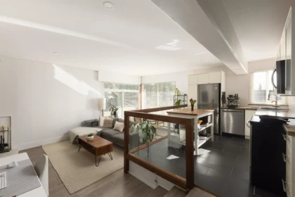 306 341 Mahon Avenue, North Vancouver, BC, Harbourside — 1 bed apartment/condo for sale