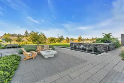 Backyard Photo of 3207 11967 80 Avenue, Delta, BC