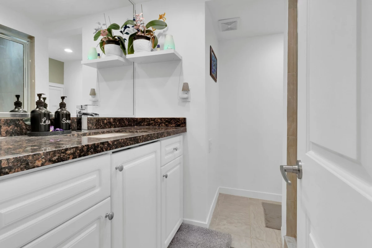 Bedroom 3 Photo of 3054 Daybreak Avenue, Coquitlam, BC