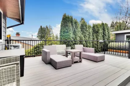 Garden / Landscaping Photo of 3054 Daybreak Avenue, Coquitlam, BC