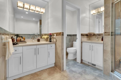 Primary Bathroom Photo of 3054 Daybreak Avenue, Coquitlam, BC