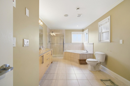 Entry Foyer Photo of 6549 Dunnedin Street, Burnaby, BC