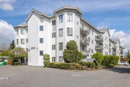 301 31831 Peardonville Road, Abbotsford, BC, Abbotsford — Apartment/Condo for sale