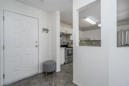 Kitchen Island Photo of 301 31831 Peardonville Road, Abbotsford, BC