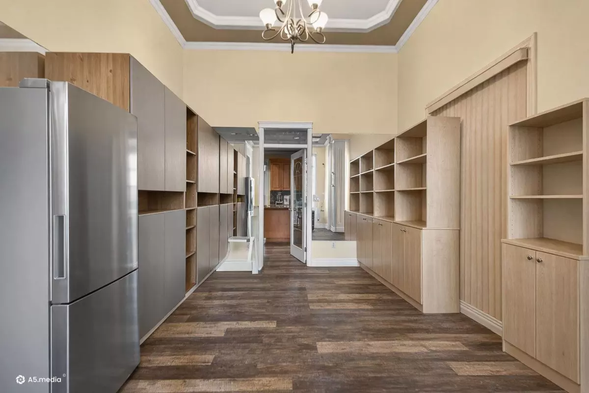Dining Area Photo of 10099 Ruskin Road, Richmond, BC