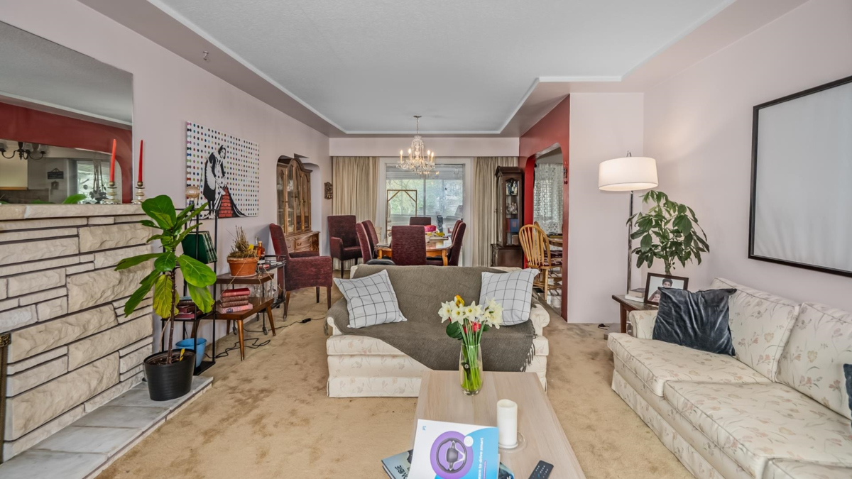 Dining Area Photo of 5433 Ash Street, Vancouver, BC