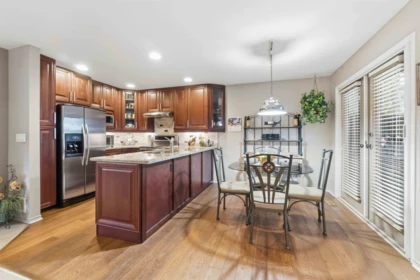 Kitchen Island Photo of 1 3300 Plateau Boulevard, Coquitlam, BC