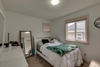 Laundry Room Photo of 18938 54a Avenue, Surrey, BC