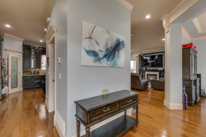 Primary Bathroom Photo of 18938 54a Avenue, Surrey, BC