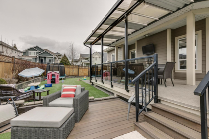 Swimming Pool Photo of 18938 54a Avenue, Surrey, BC