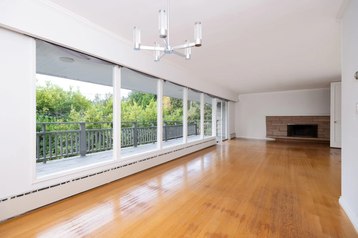 Family Room Photo of 775 Southborough Drive, West Vancouver, BC