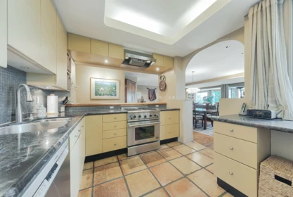 Guest Bathroom Photo of 302 2015 Beach Avenue, Vancouver, BC