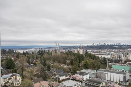 Staircase Photo of 1404 258 Sixth Street, New Westminster, BC