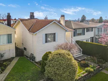 2958 E 4th Avenue, Vancouver, BC, Vancouver — Single Family Residence for sale
