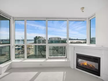 1404 188 E Esplanade, North Vancouver, BC, North Vancouver — Apartment/Condo for sale