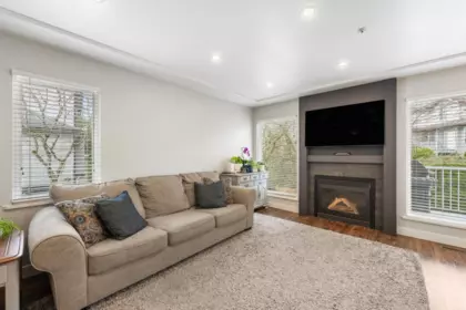 4 9559 208 Street, Langley, BC, Langley — Townhouse for sale