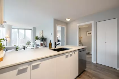 Breakfast Nook Photo of 503 602 Citadel Parade, Vancouver, BC