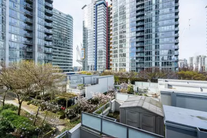 Outdoor Kitchen Photo of 503 602 Citadel Parade, Vancouver, BC