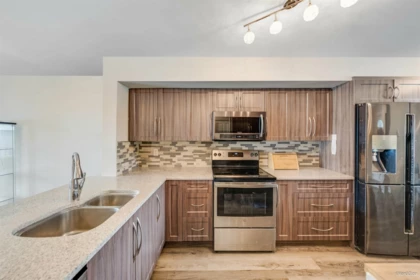 Kitchen Photo of 35 22411 124 Avenue, Maple Ridge, BC