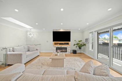 Breakfast Nook Photo of 19489 115a Avenue, Pitt Meadows, BC